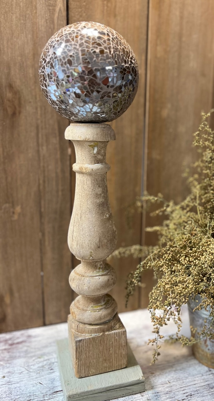 Vintage Spindle with a bit of paint here & there